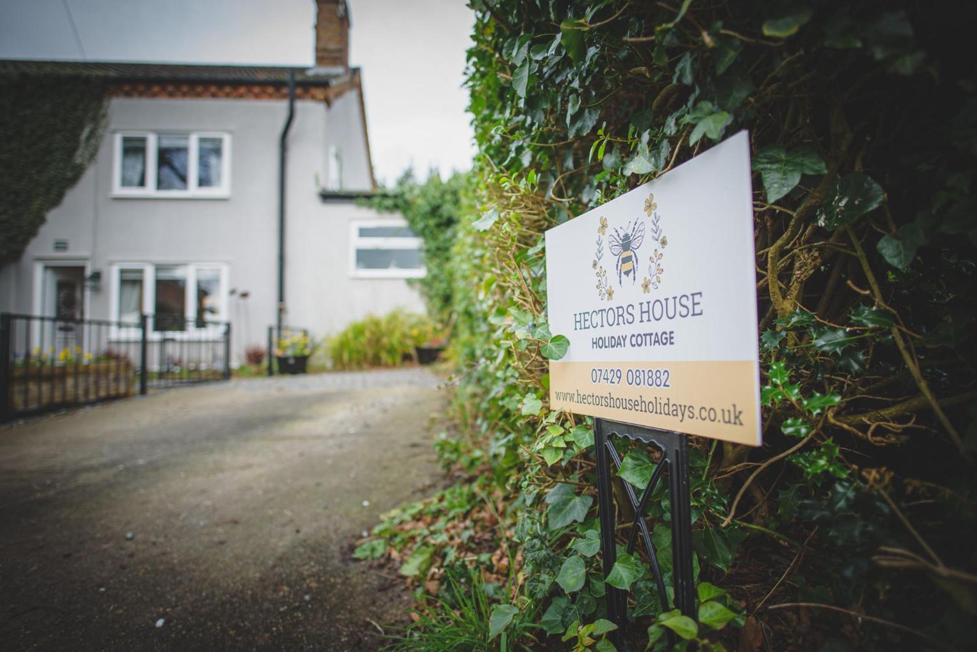 Hectors House Villa Ormesby Saint Michael Buitenkant foto